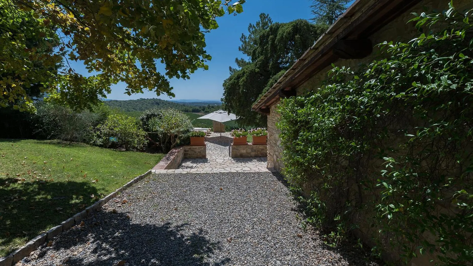 Ricasoli, Villa Agresto Gaiole in Chianti 0*,